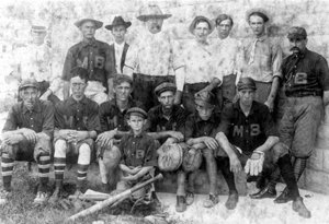 First baseball team in Mulberry: Mulberry, Florida (1907)