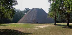 Modern reconstruction of an Apalachee council house at the San Luis Mission site: Tallahassee, Florida (2007)