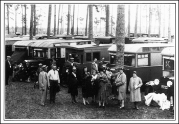 House cars at a tin can tourist campout (19--) 