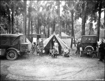 Tin Can Tourists at De Soto Park (December 25, 1920)