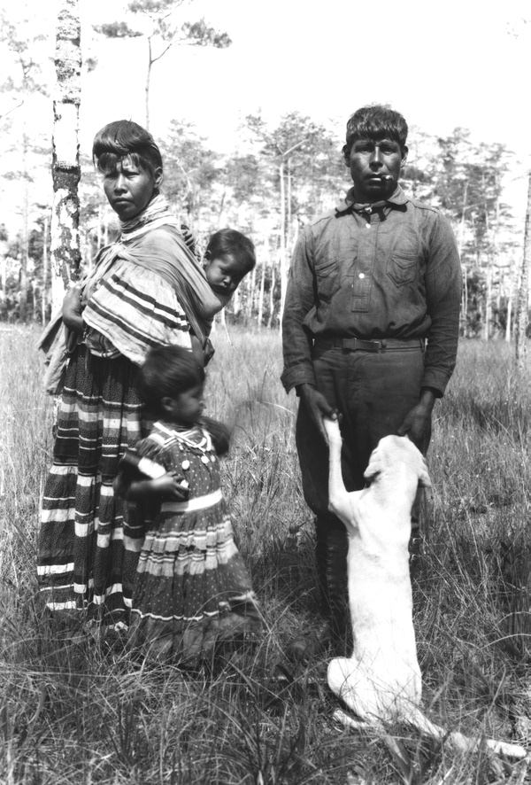 Seminole Josie Billie with family and dog (1921)