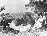 >Clara Barton and Red Cross colleagues in Tampa (1898