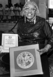 Mary Smith McClain receives her Florida Folk Heritage Award - Tallahassee, Florida